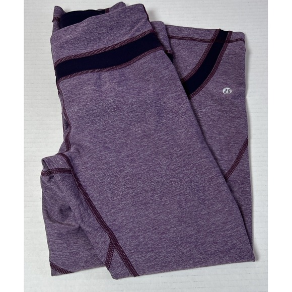 lululemon athletica Pants - Lululemon Cropped Purple Leggings Back Pocket Size‎ 6 Preowned